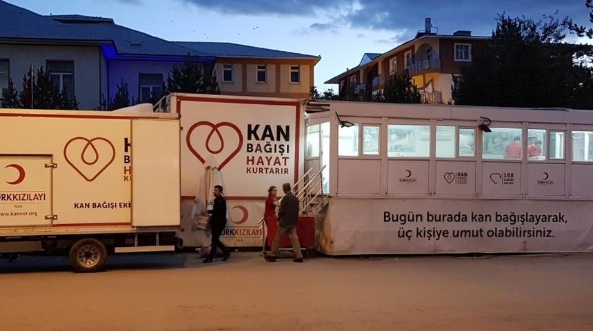 Mobil Kan Toplama aracı Aşkale&rsquo;de