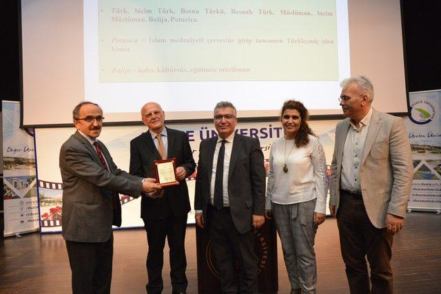 Zagreb Üniversitesi öğretim üyesi konferans verdi