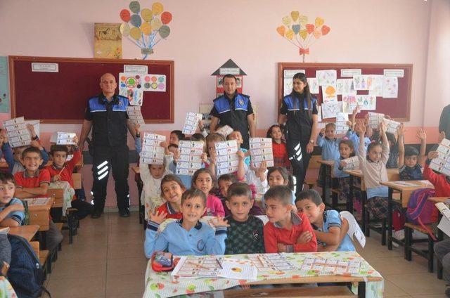 Polis ekiplerinden çocuklara güvenlik eğitimi