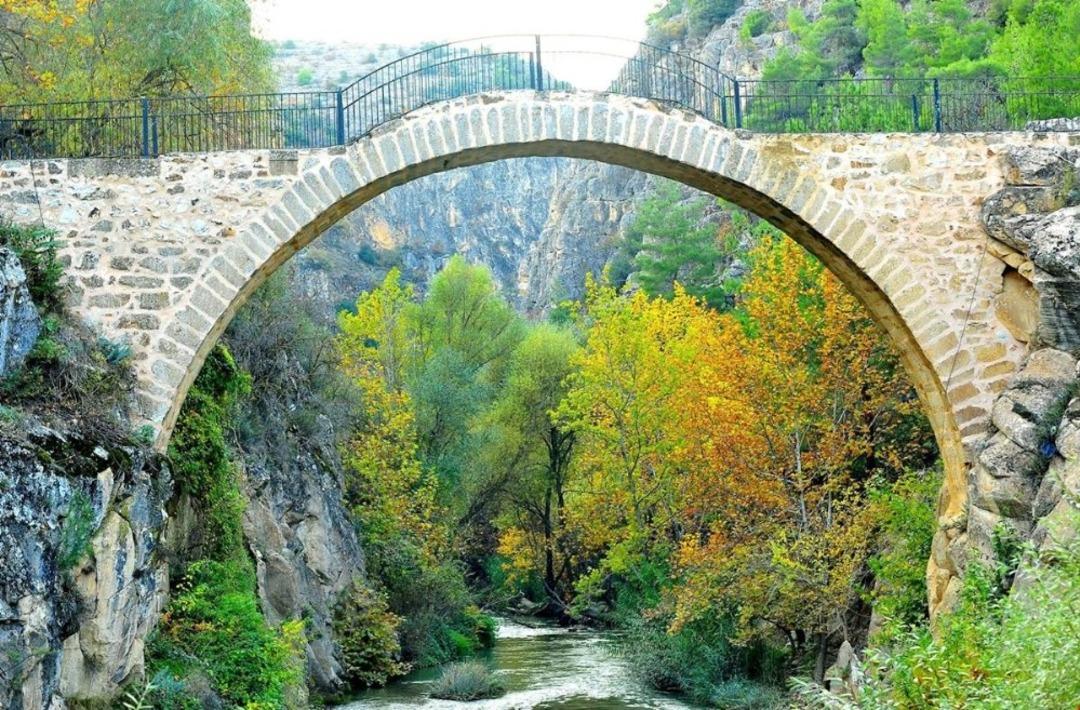 Vali Salim Demir, &ldquo;Egenin incisi Uşak, turizm alanında &uuml;lkenin parlayan yıldızı olacak&rdquo;