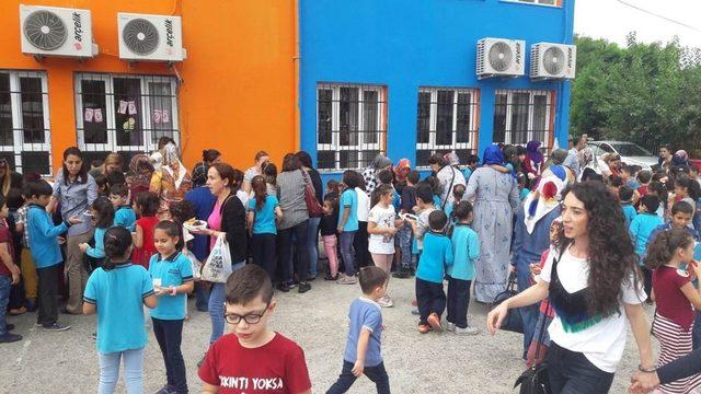 Afrin’de açılacak okullar için kermes