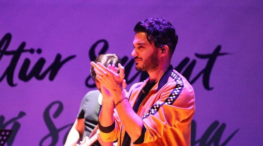 İlyas Yal&ccedil;ıntaş SA&Uuml;&rsquo;de sahne aldı