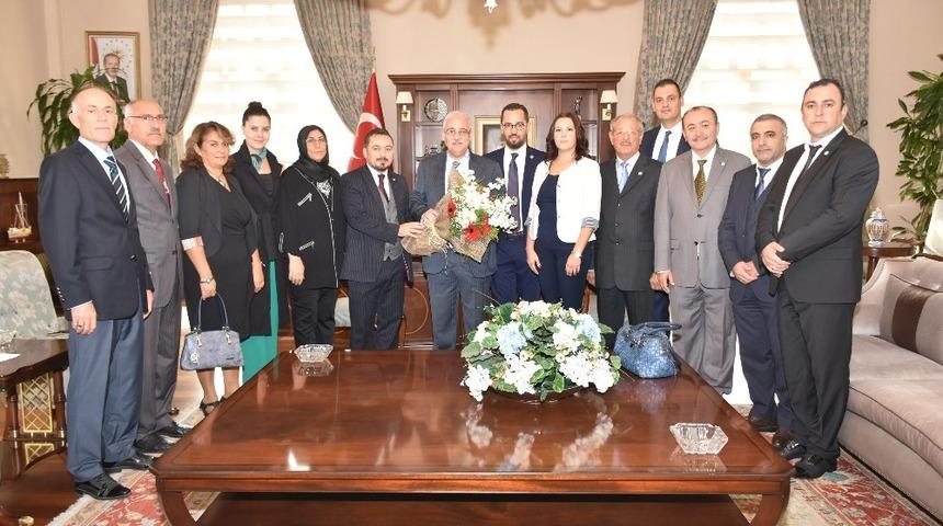 Vali G&uuml;ven&ccedil;er İYİ Partilileri ağırladı