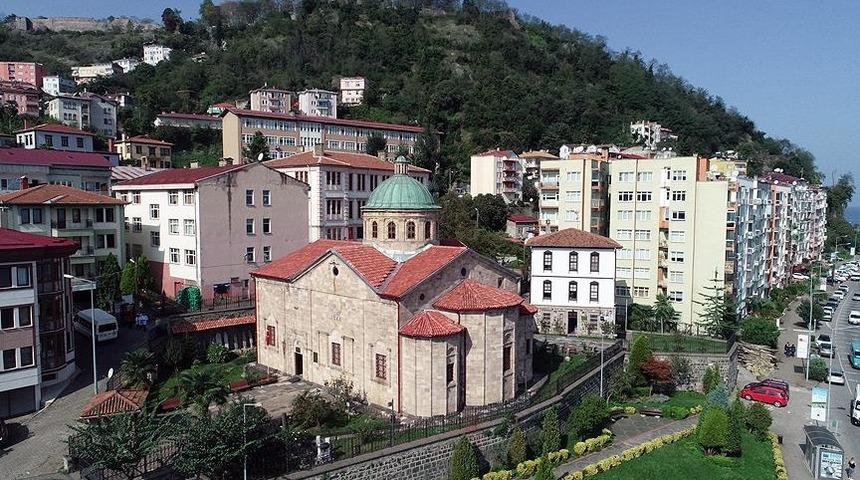 30 yıldır tarihe ev sahipliği yapıyor! Giresun'daki kilise, Giresun M&uuml;zesi olarak ziyaret&ccedil;ileriyle buluşuyor