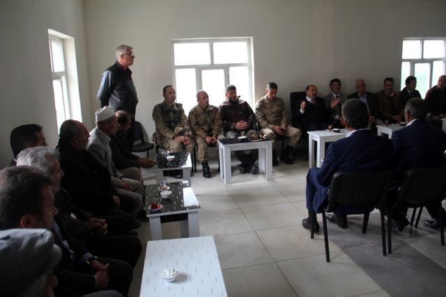 Bitlis Valisi Ustaoğlu'ndan husumetli ailelere barış çağrısı