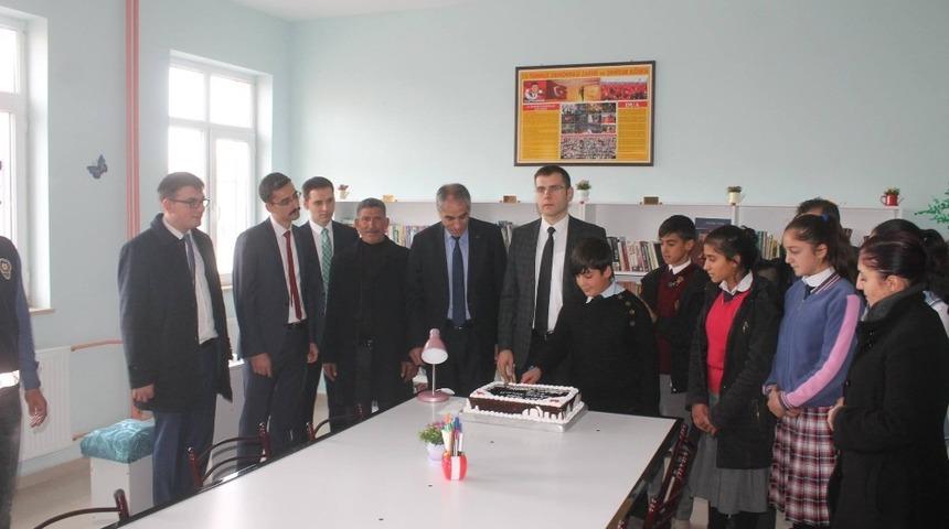 Saray&rsquo;da k&uuml;t&uuml;phane a&ccedil;ılışı