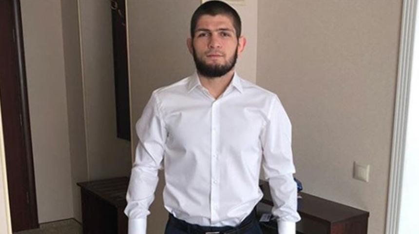 Dağıstanlı dövüşçü Khabib’ten Türkiye’ye selam  