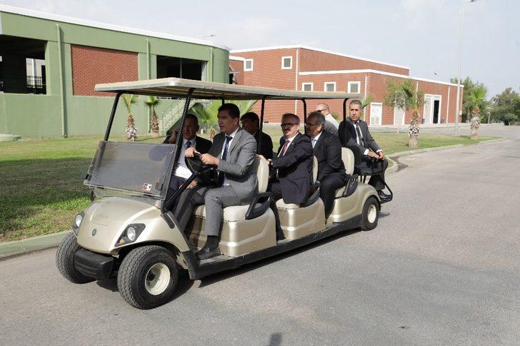 Alt tarafı arıtma üst tarafı futbol sahası G2