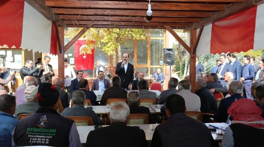 Başkan Altay, &Ccedil;eltik ve Yunak&rsquo;ta vatandaşlarla buluştu