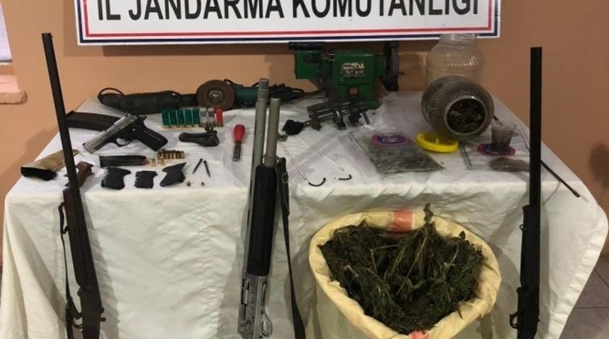 Ordu’da uyuşturucu ve kaçak silah operasyonu