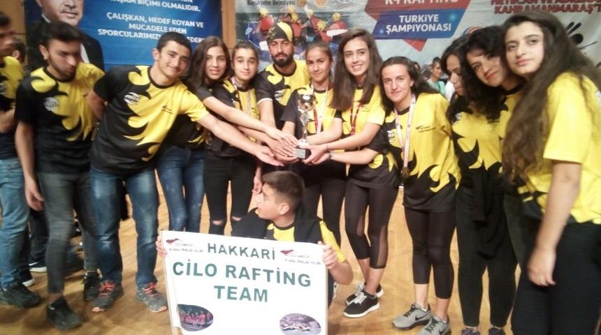 Hakkari, raftingde T&uuml;rkiye ikincisi oldu