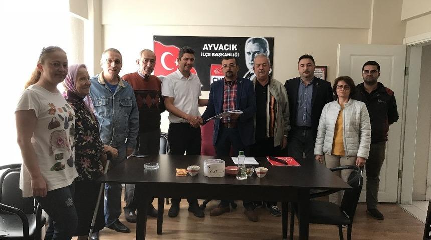 Şampiyon sporcu Emre Bozkurt K&uuml;&ccedil;&uuml;kkuyu belediye başkan aday adayı oldu