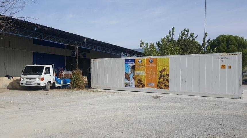 Muğla&rsquo;da &lsquo;G&uuml;vesiz Petek G&uuml;venli Bal&rsquo; projesi