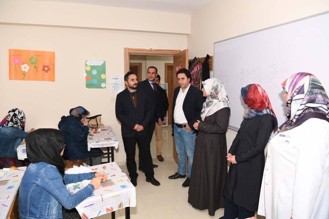 Yıldızlı Han ve bilgi evlerinde inceleme