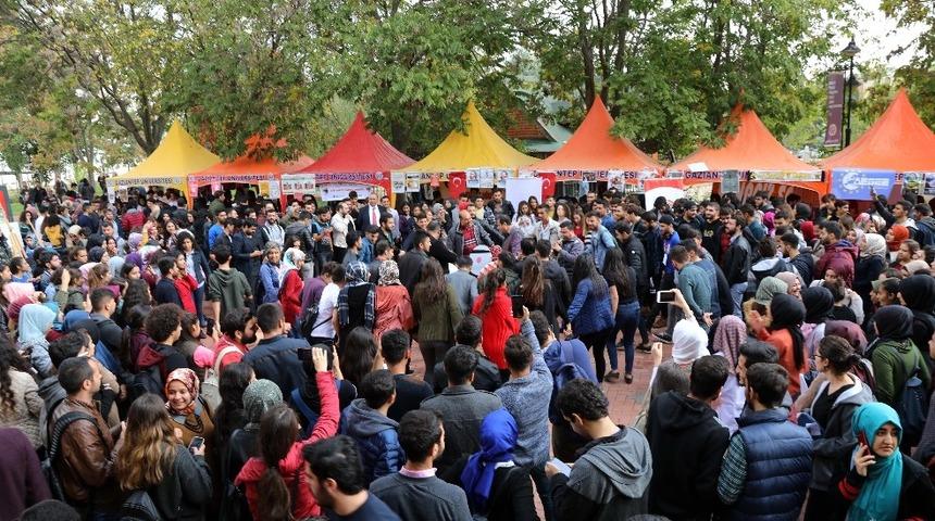 GA&Uuml;N &Ouml;ğrenci Topluluklarına b&uuml;y&uuml;k ilgi