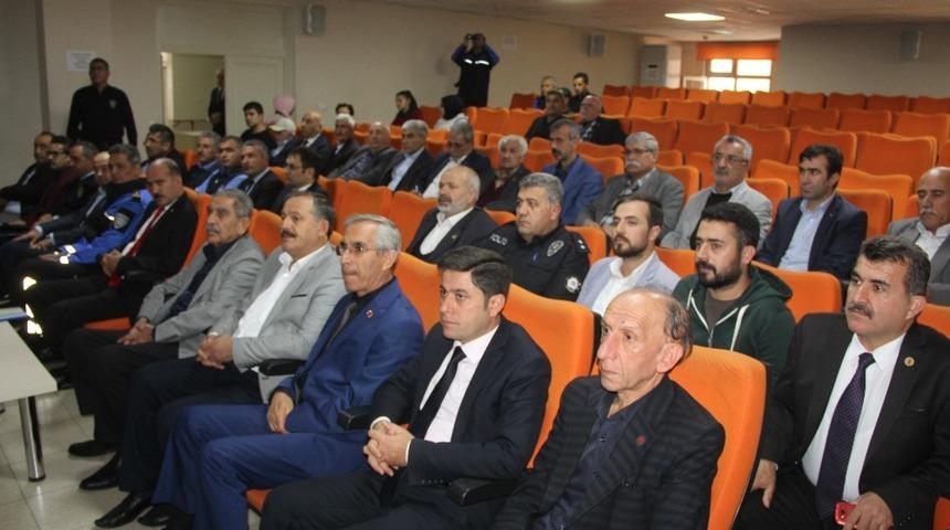 Polis muhtarlarla huzur toplantısı yaptı