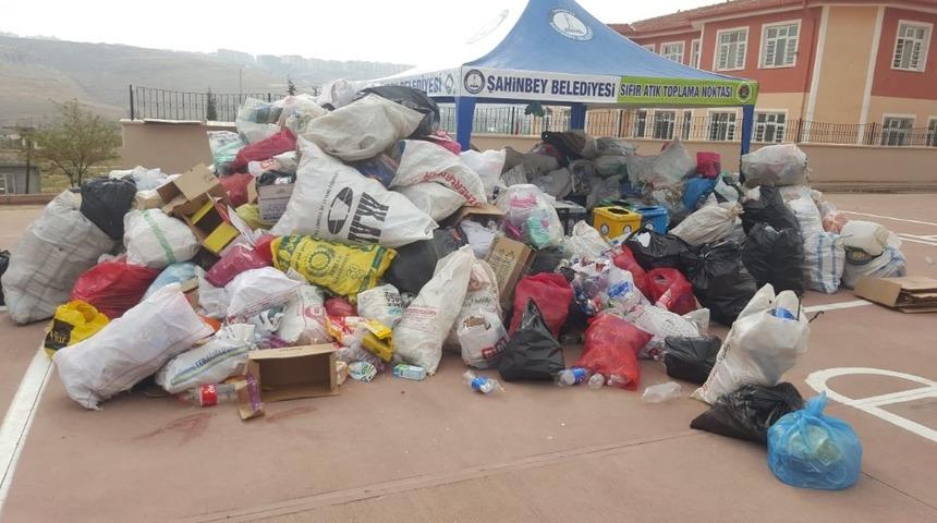 Şahinbey belediyesi&rsquo;nin sıfır atık &ccedil;adırı yoğun ilgi g&ouml;r&uuml;yor