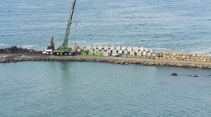 Denizkonak Balık&ccedil;ı Barınağında &ccedil;alışmalar devam ediyor