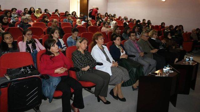 İnönü’de akıl ve ruh sağlığı konulu konferans