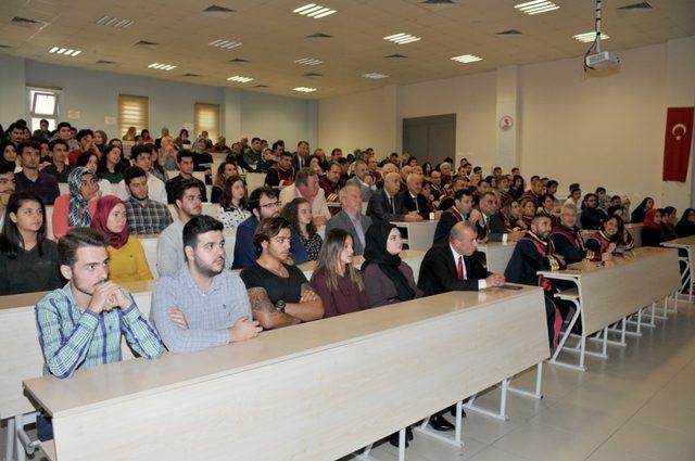 Geleceğin veteriner hekimleri beyaz önlüklerini giydi