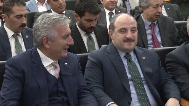 Bakan Varank: Piyasaya kalitesiz malların girmesine izin vermeyeceğiz