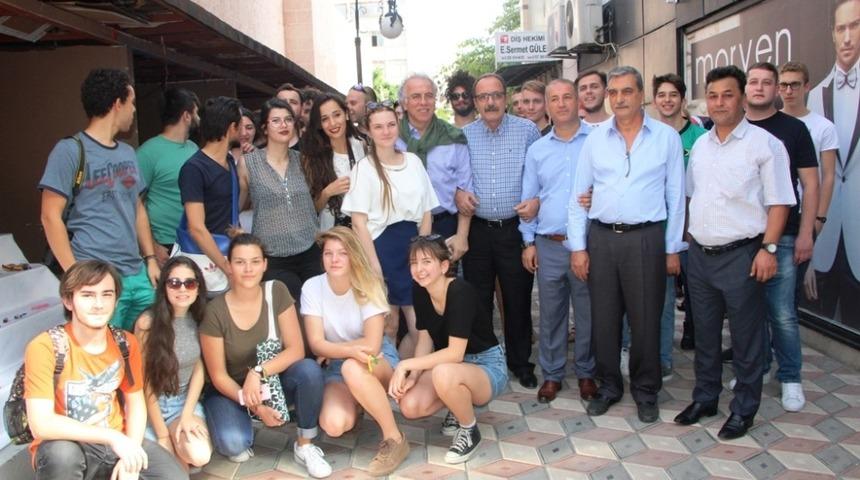 Yabancı &ouml;ğrenciler İskenderun&rsquo;da el sanatları sergisi a&ccedil;tı