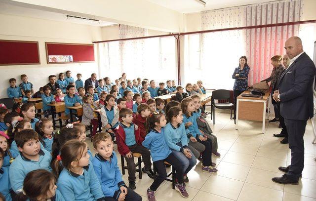 Tekkeköy’de geri dönüşüm eğitimleri devam ediyor