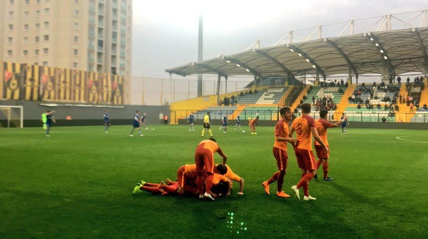 Galatasaray 3 - 0 Schalke 04 (UEFA Gençlik Ligi)