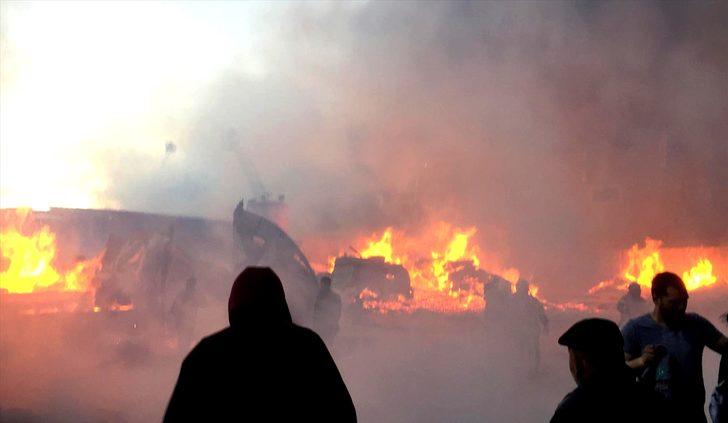 Esenyurt'ta palet fabrikasındaki yangından ilk kareler G4