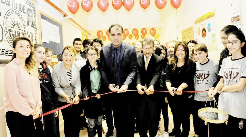 Atat&uuml;rk ve Cumhuriyet sergisine yoğun ilgi