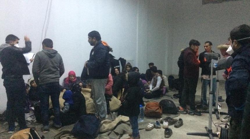 Van&rsquo;da 52 ka&ccedil;ak g&ouml;&ccedil;men yakalandı