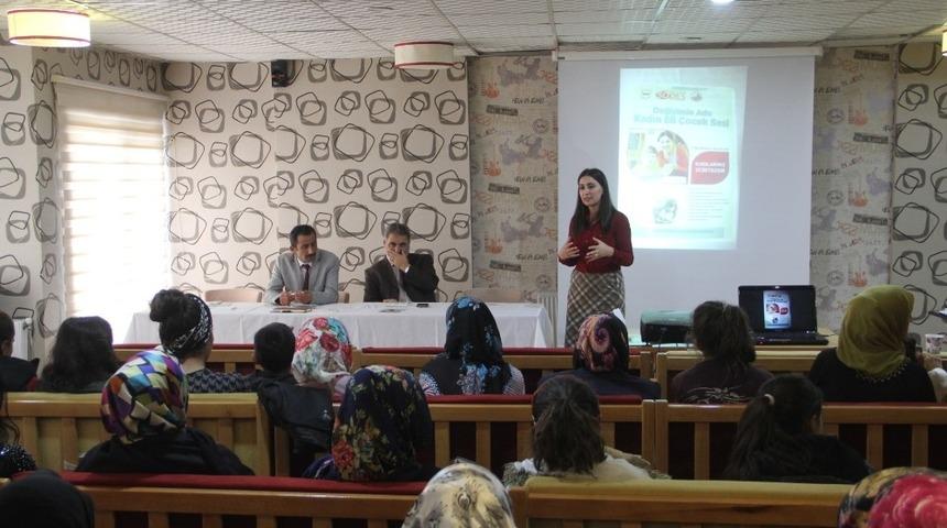 Başkale&rsquo;de &lsquo;Kadın haklarına ilişkin bilin&ccedil;lendirme&rsquo; semineri