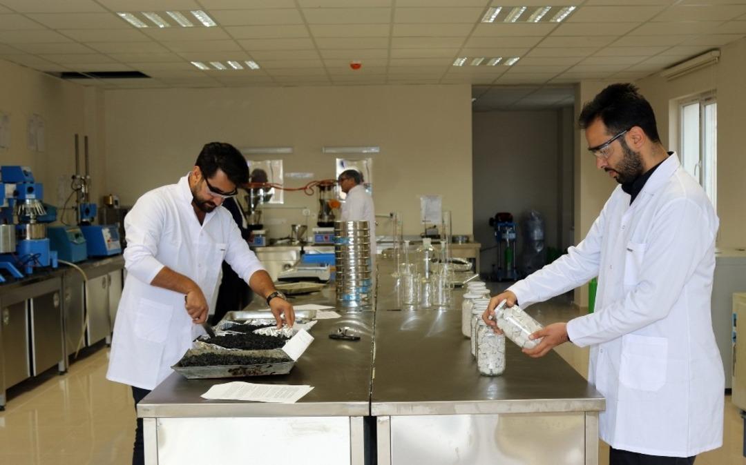 Van B&uuml;y&uuml;kşehir Belediyesi modern asfalt laboratuvarını kurdu