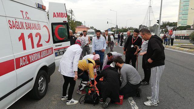 Otomobil çarpmasıyla öldü, bastonu yolda kaldı