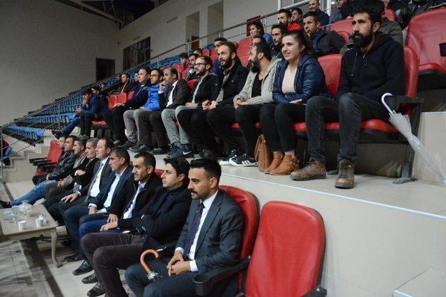 Hakkari’de “Spor ve kültür şenliği” müsabakaları sonuçlandı