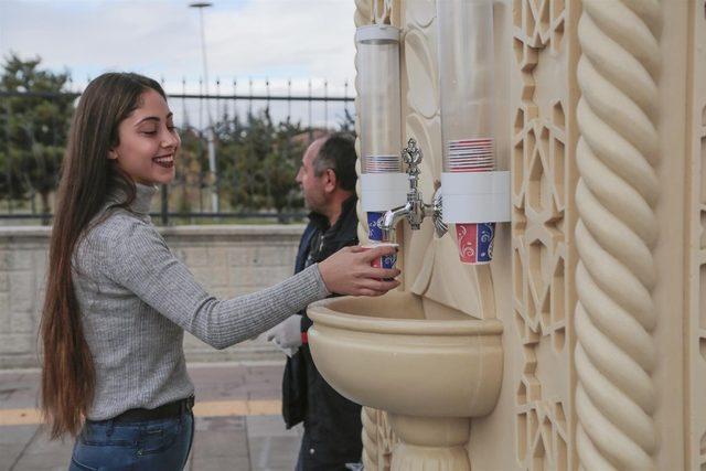 Nevşehir Belediyesi üniversite öğrencilerine çorba ikram etti