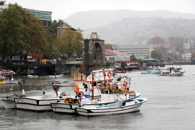 Zonguldak'ta dev dalgalar