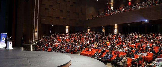 Gaziantep Üniversitesi Rektörü Prof. Dr. Ali Gür: