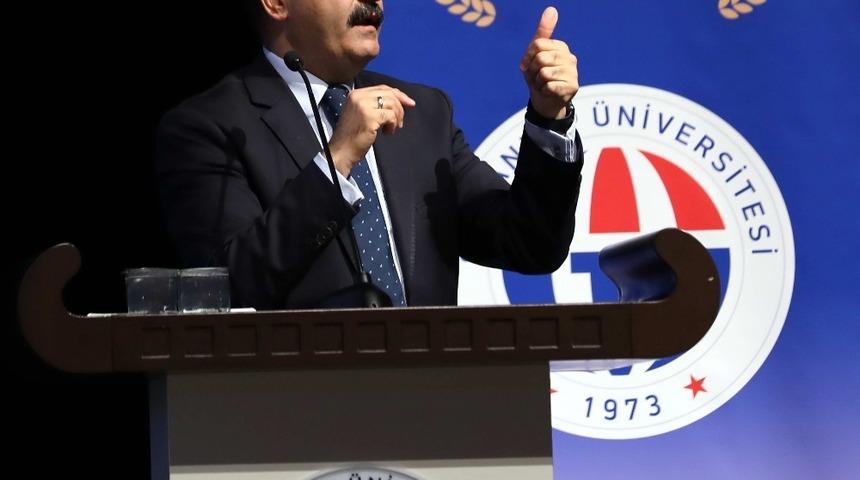 Gaziantep Üniversitesi Rektörü Prof. Dr. Ali Gür: