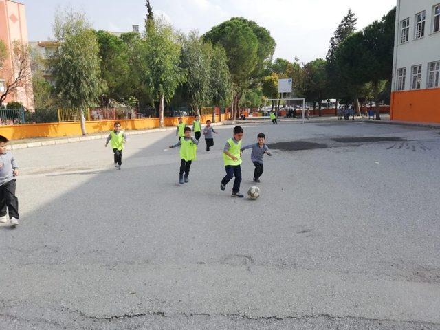 Türk Hava Kurumu’nda sınıflar yarıştı