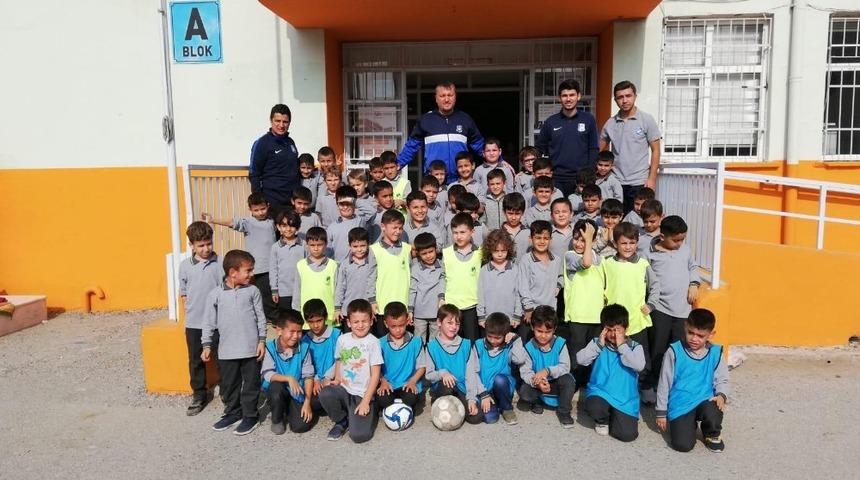 T&uuml;rk Hava Kurumu&rsquo;nda sınıflar yarıştı