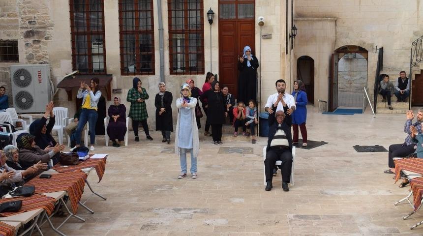 &rsquo;&rsquo;Yaşayan &Ccedil;ınarlara Uzanan Eller Projesi &rsquo;&rsquo; devam ediyor