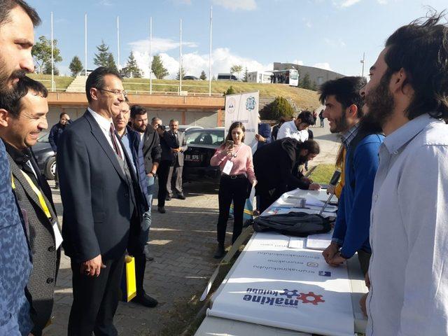 Kayseri Üniversitesi Rektör Yardımcısı Boztosun, ’Güzfest 2018’ Etkinliğine Katıldı