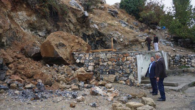 Adıyaman'da sel ve heyelan hasara yol açtı