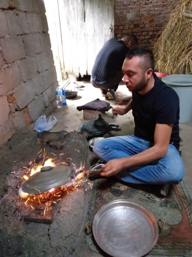 150 yıllık dede mesleği kalaycılıktan vazgeçemedi