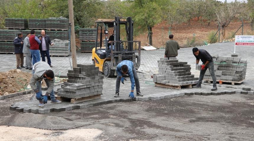 Karak&ouml;pr&uuml;&rsquo;de kırsal mahallelerde yol &ccedil;alışması s&uuml;r&uuml;yor