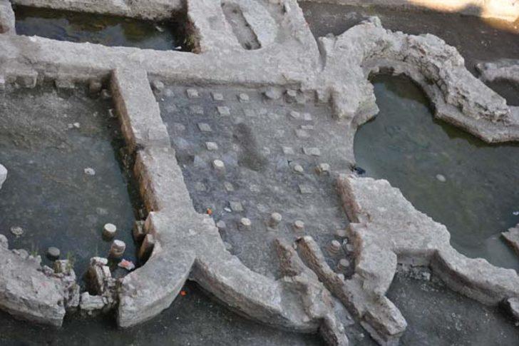 Bina temelinden çıkanlar görenleri şaşkına çevirdi  G1