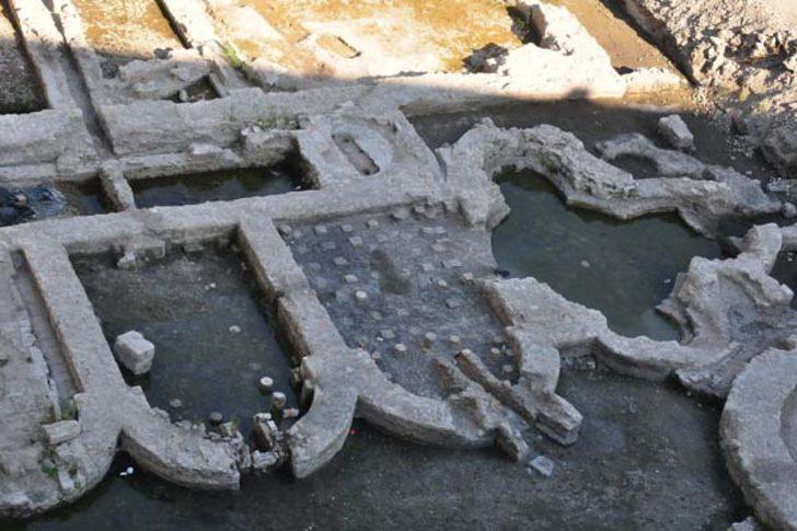 Bina temelinden çıkanlar görenleri şaşkına çevirdi  G4