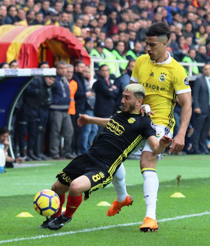 Fenerbahçe'nin kadro dışı bıraktığı Nabil Dirar'ın menajerinden transfer açıklaması G3