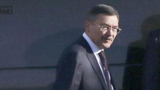 Melih Gökçek'ten AK Partili Hayati Yazıcı'ya sert yanıt: Sabrımı taşırma, vallahi tozunu atarım